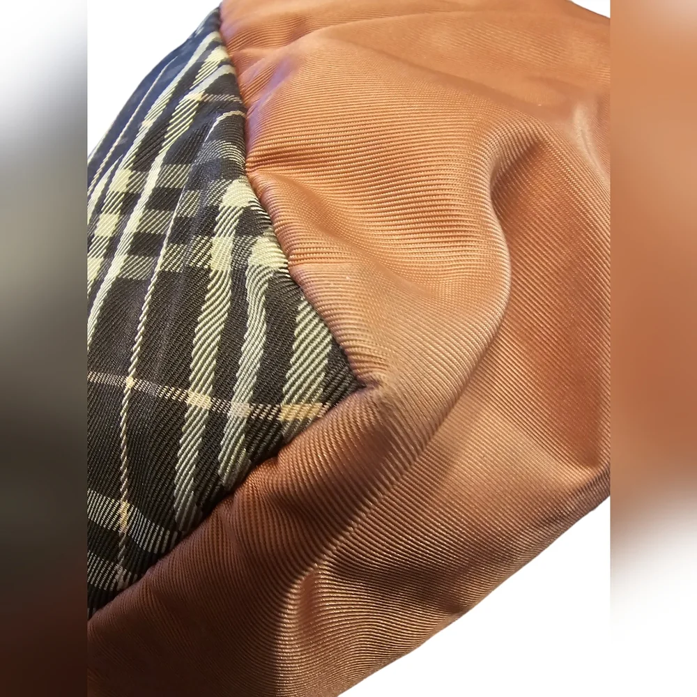 Burberry Blue Label XL Mauve Tote & COA - Picture 9 of 14